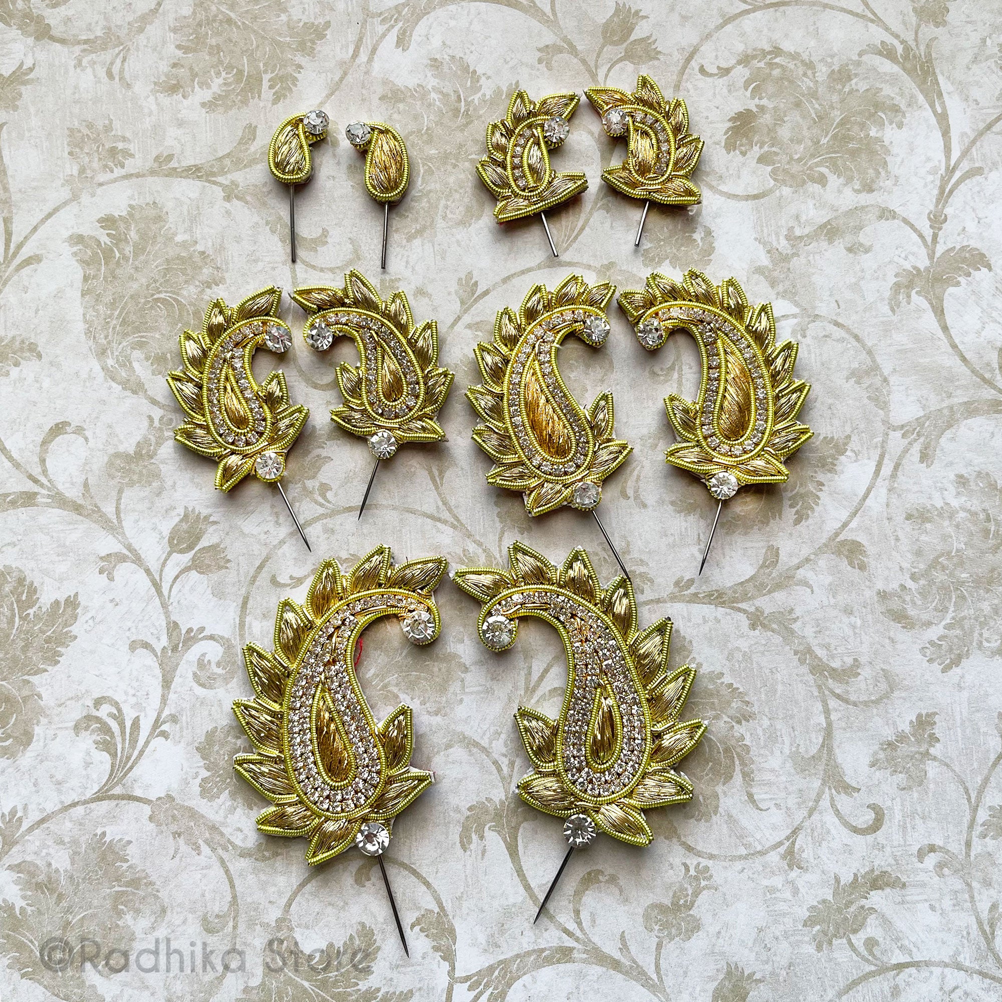 Golden Embroidery Chandrika - Set of 2 Turban Pins