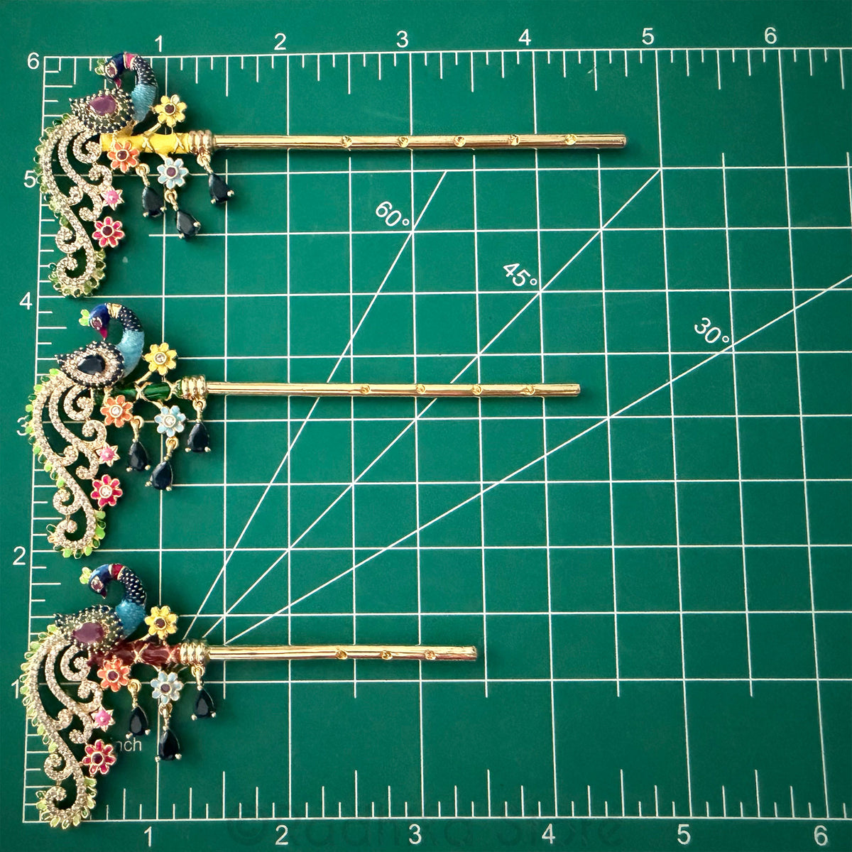 Dazzling Peacock Flutes