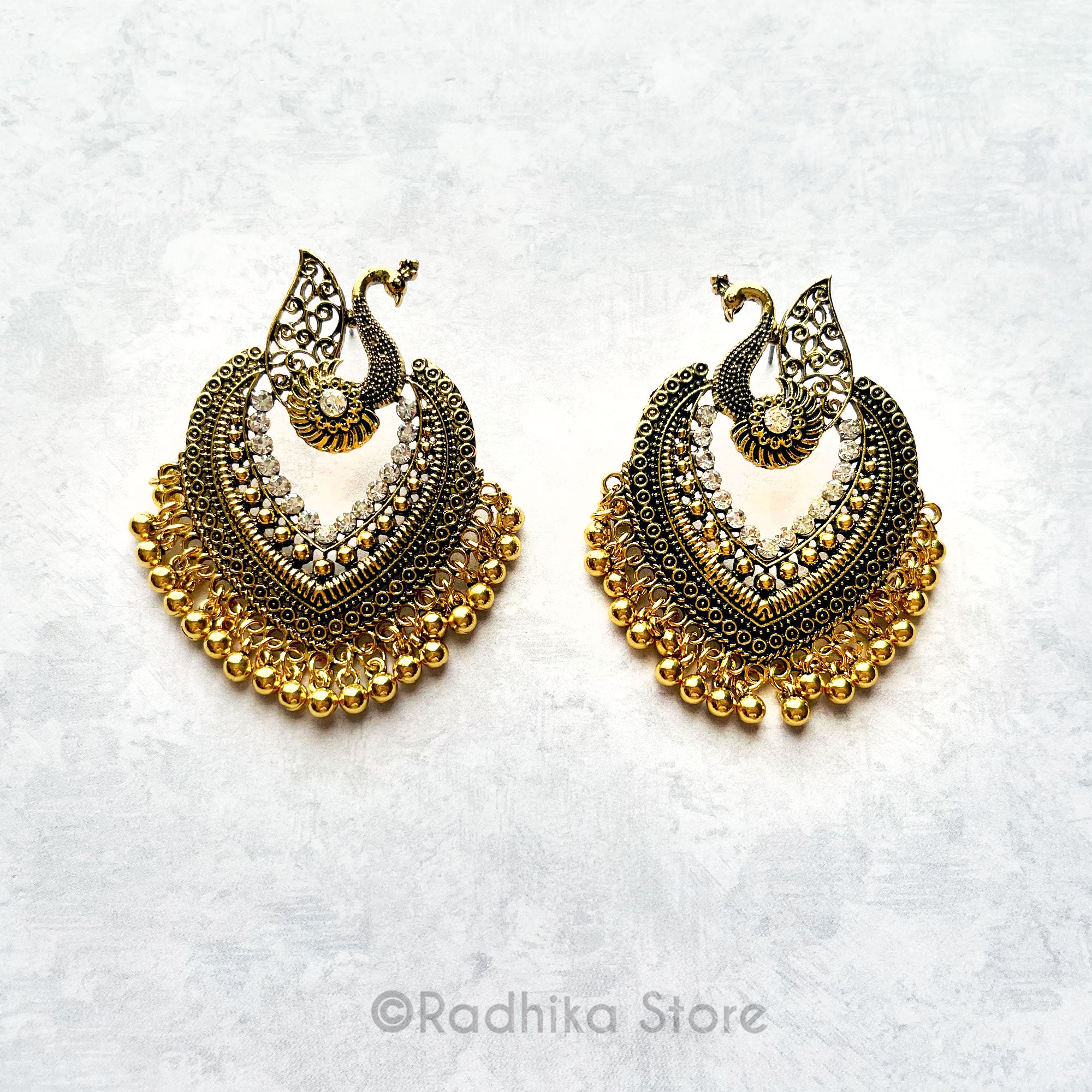 Exquisit Swan Heart Jhumka - Earrings