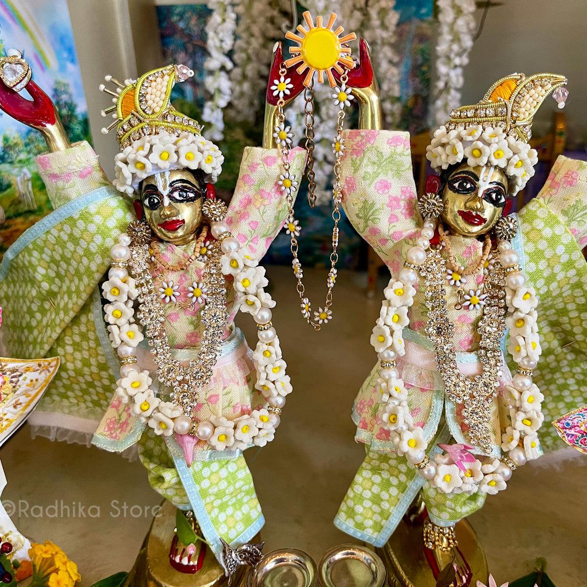 Sweet Daisy Flower Deity Necklaces