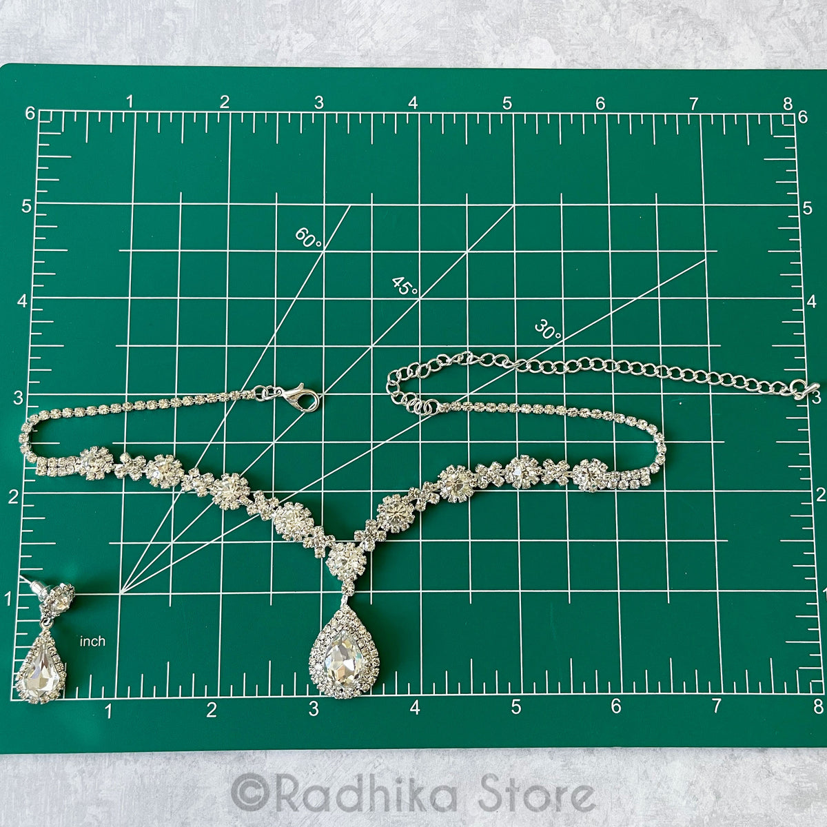 Dew Drop Flowers - Rhinestone Deity Necklace And Earring Set