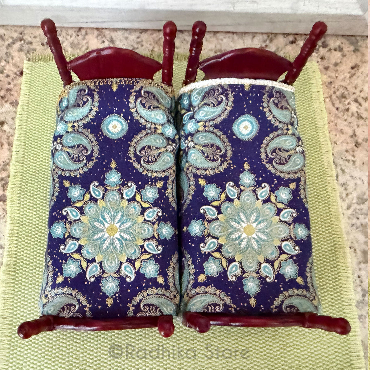 Mahogany Poster Bed Set- Diwali Sky Bedding