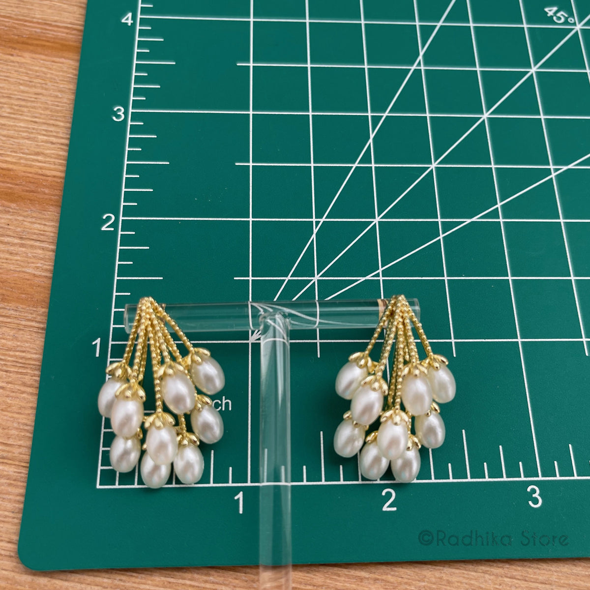 Peal Balloon Clusters - Earrings