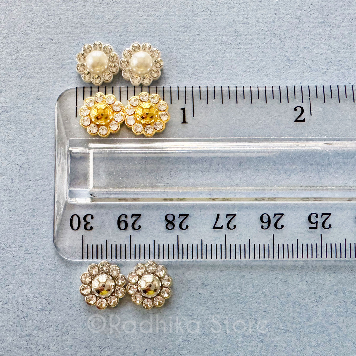 Flower Pearl Rhinestone Deity Earrings  Size S-9mm