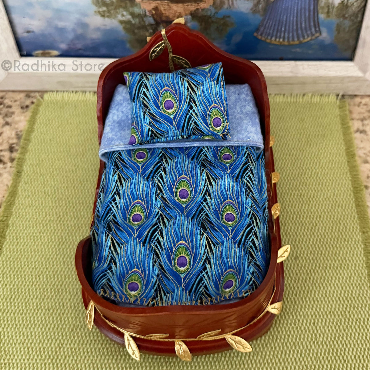 Divine Vine Bed - With Peacock Plume Bedding -  Cherry Finish