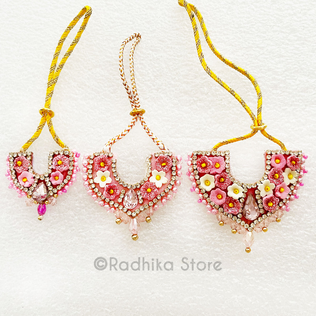 Vrindavan Flower Collar Necklace/Effulgence