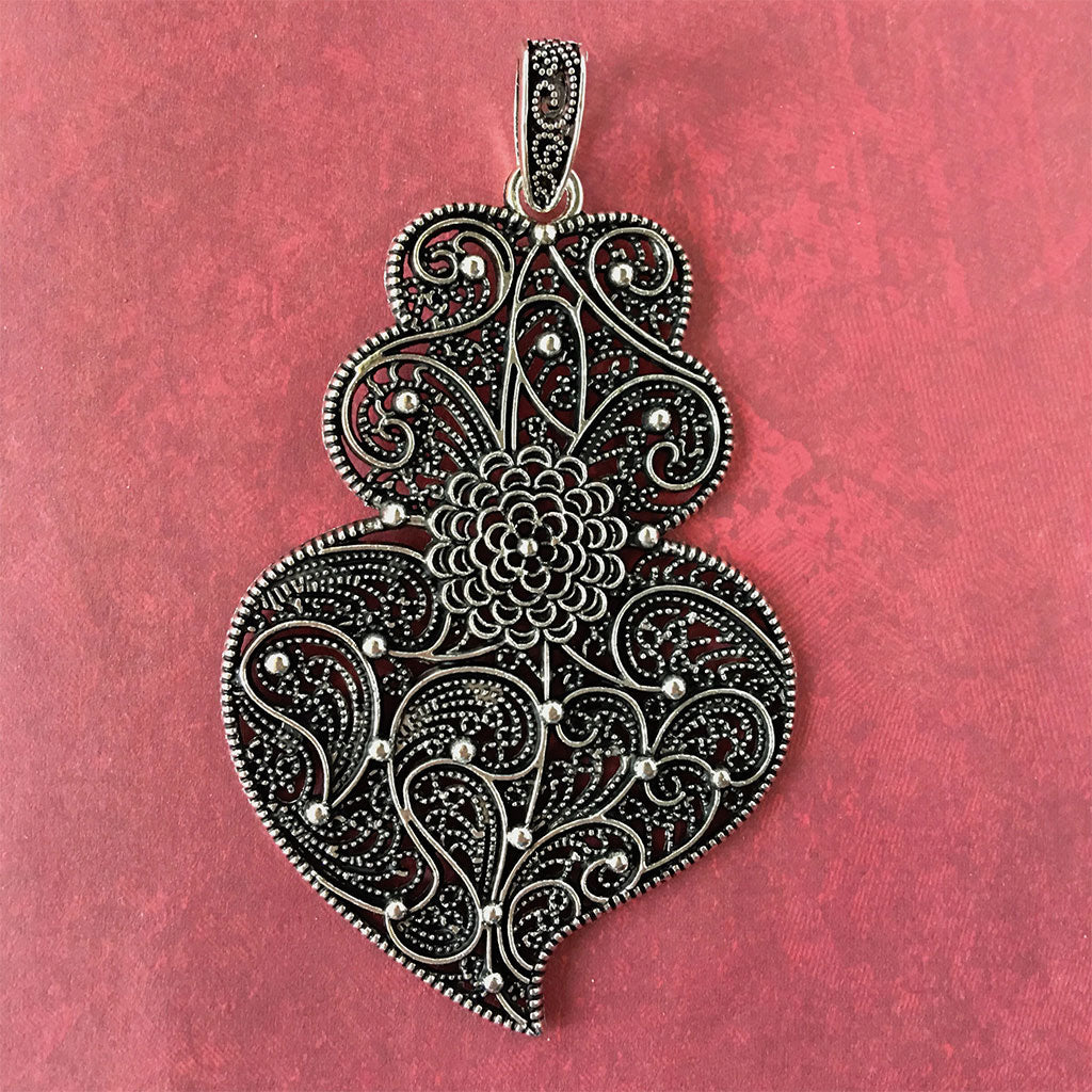 Chandrika Mum Heart - Pendant