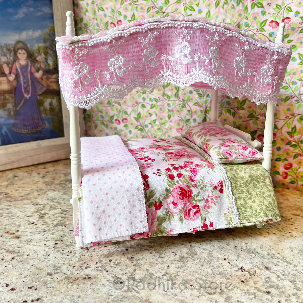 Madhuram Rose - Canopy Bed