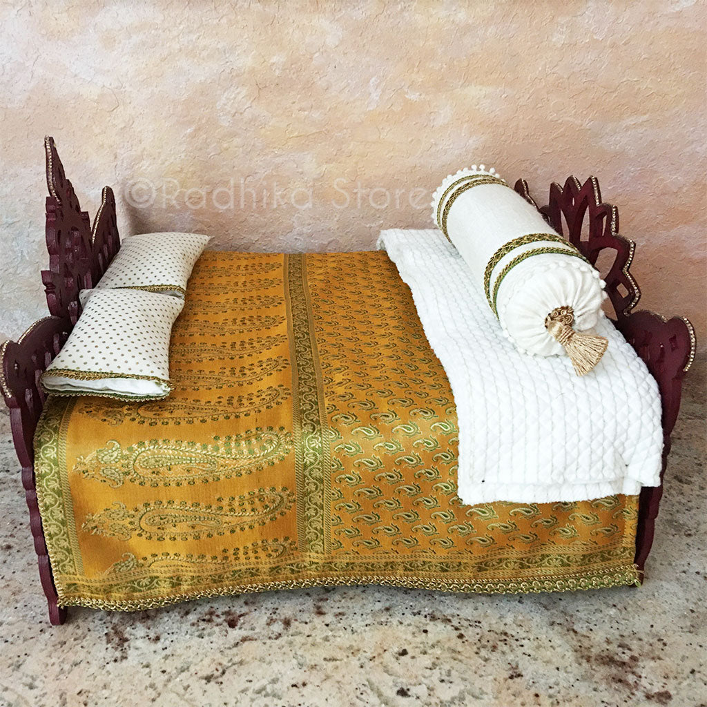 Mahagony Chakra Lotus Vrindavan Bed - 14 1/2&quot; Inch