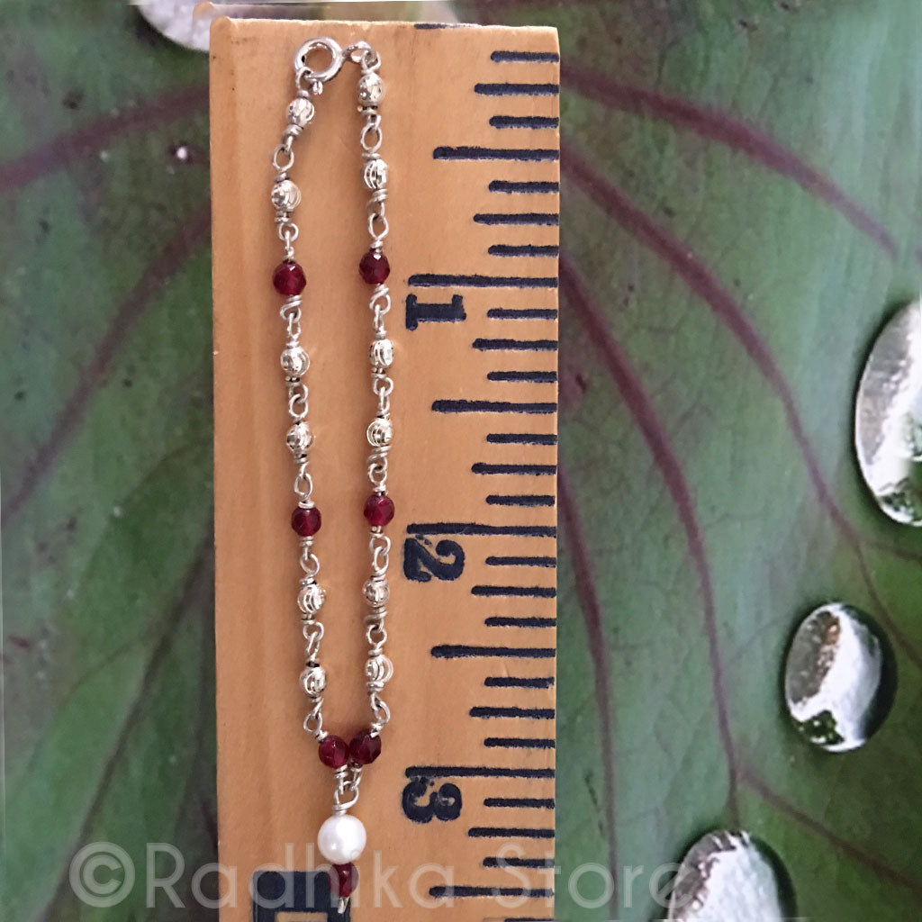 Silver Deity Neklace With  Rubies, a Pearl and Clasp