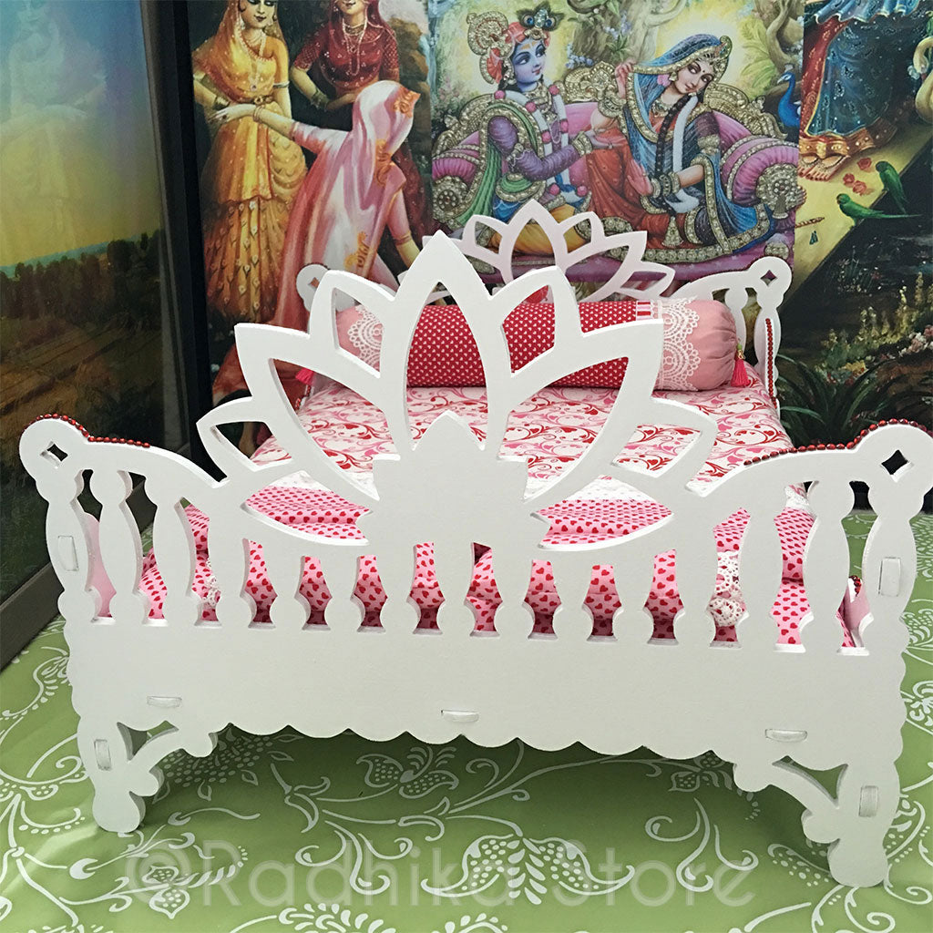 Madhana Mohana - White Lotus - 14 1/2&quot; Inch Bed