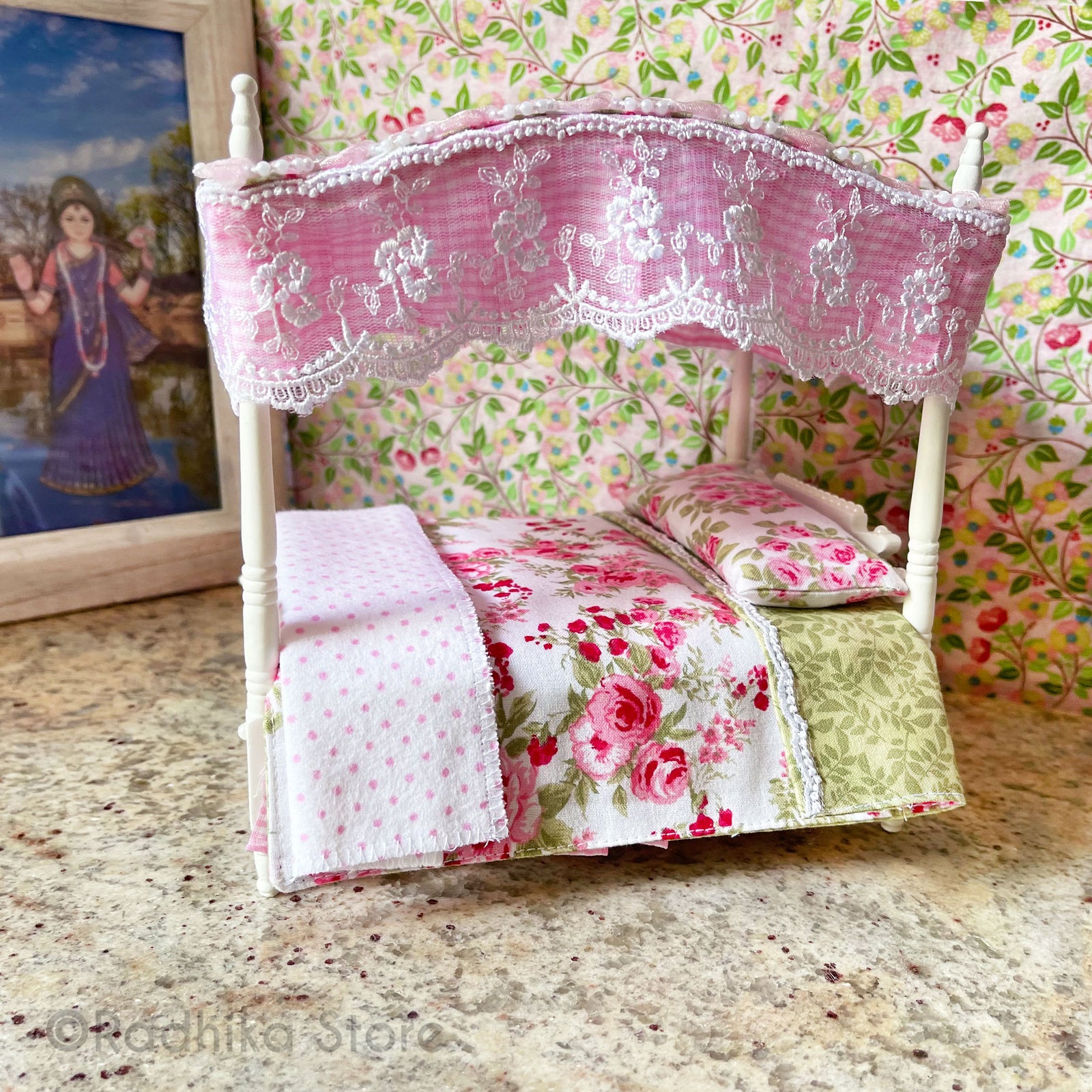 Madhuram Rose - Canopy Bed