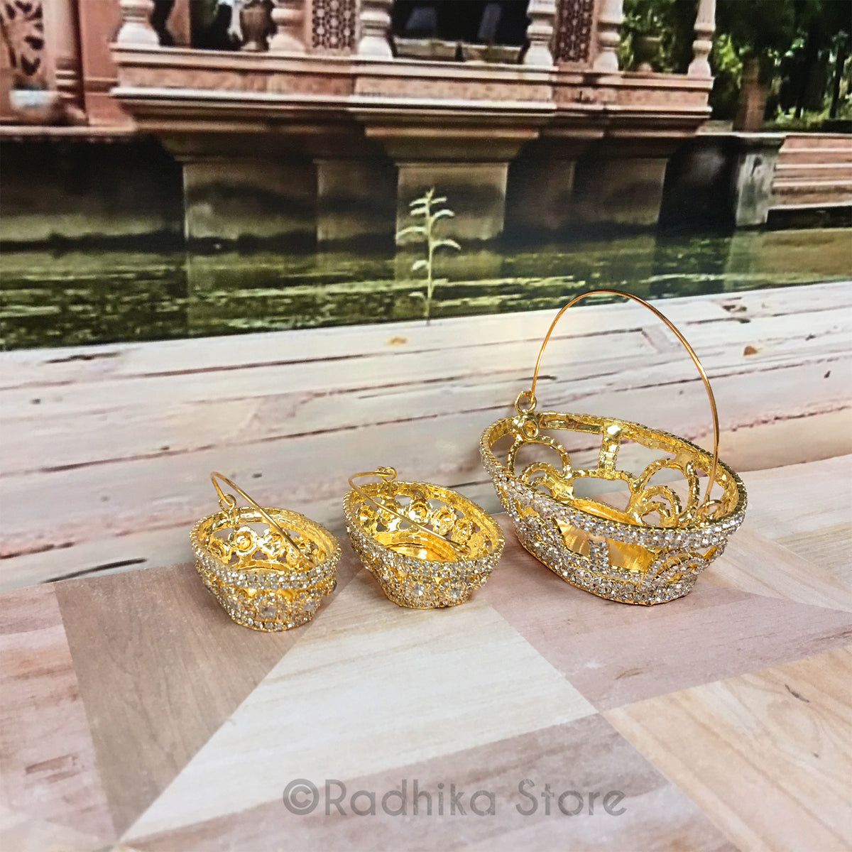 Sweet Deity basket With Rhinestones