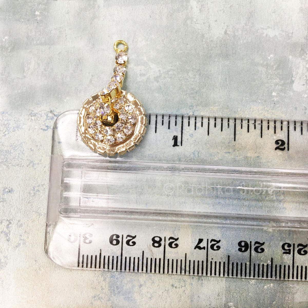 Clear Rhinestone Deity Kartal