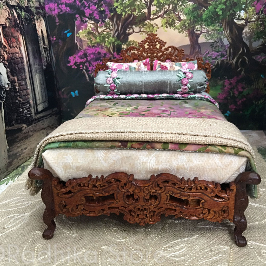 Queen of Vrindavan Forest Bed