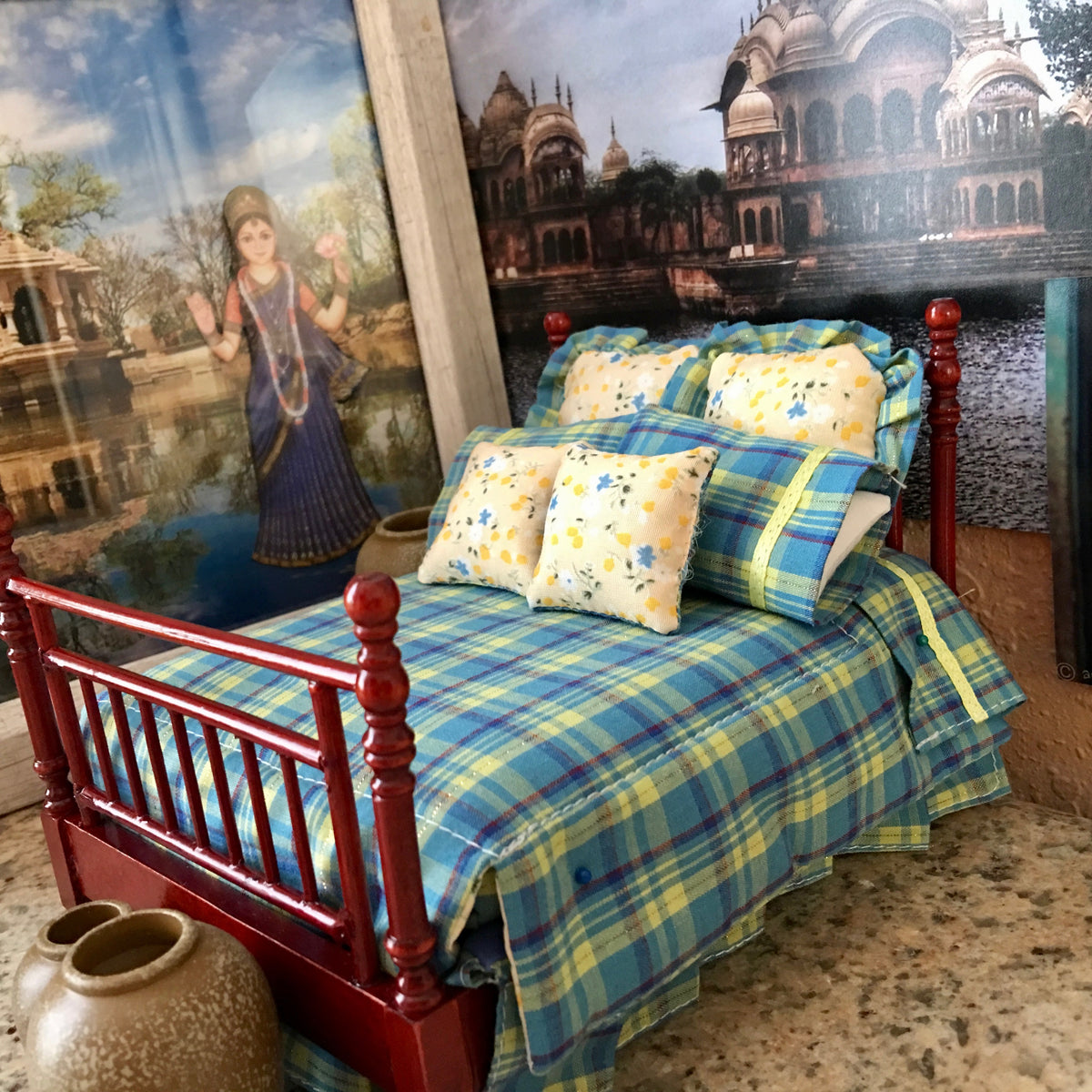 Cherry Plaid Queen Size Poster Bed