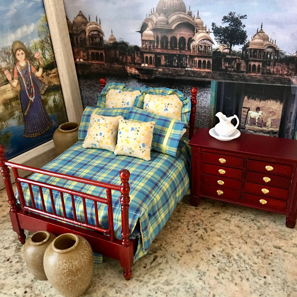 Cherry Plaid Queen Size Poster Bed