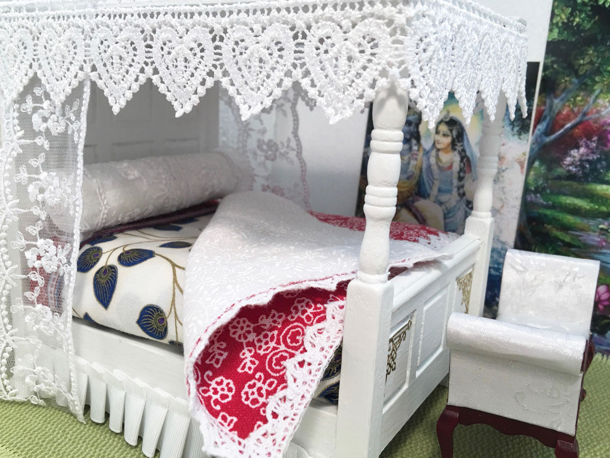 Queen-White Krishna Prema Canopy Bed