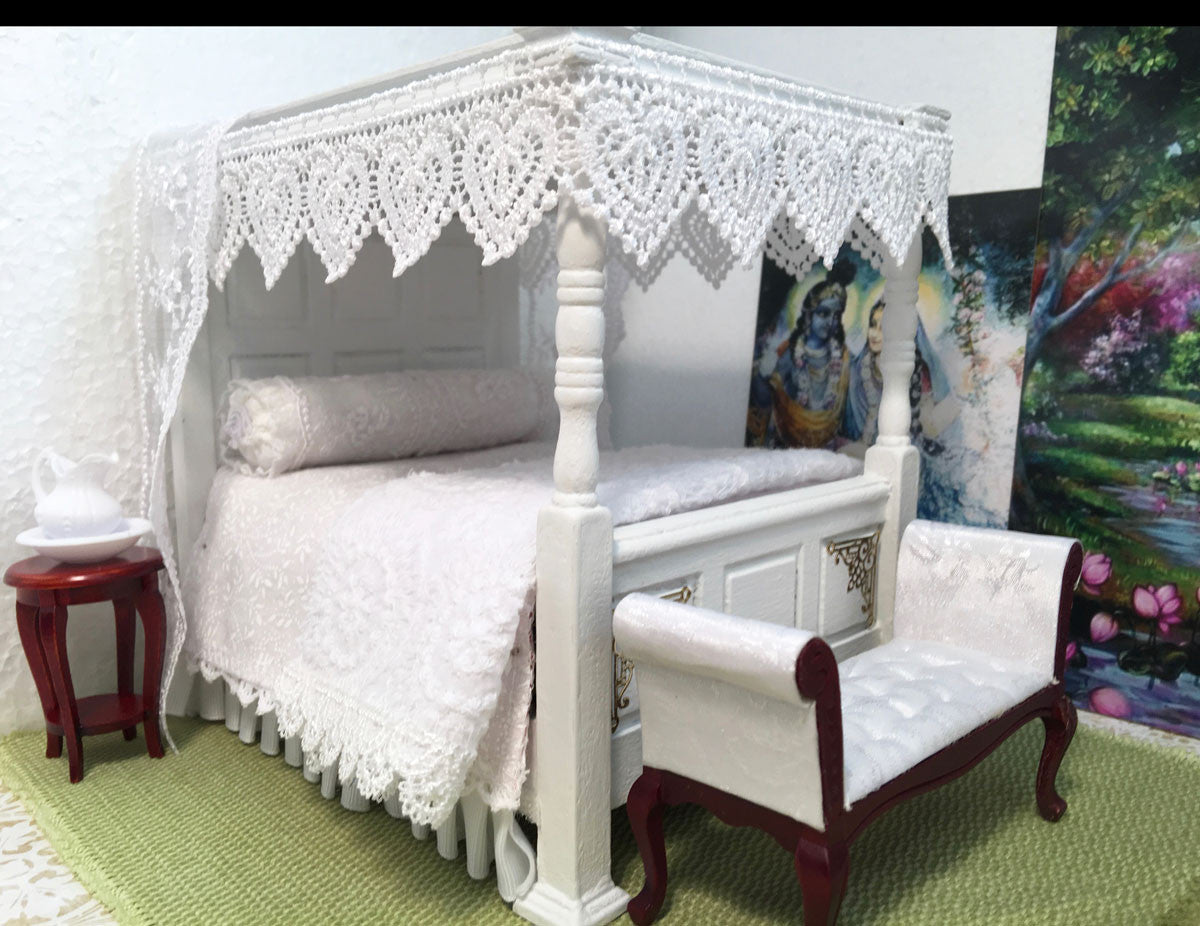 Queen-White Krishna Prema Canopy Bed