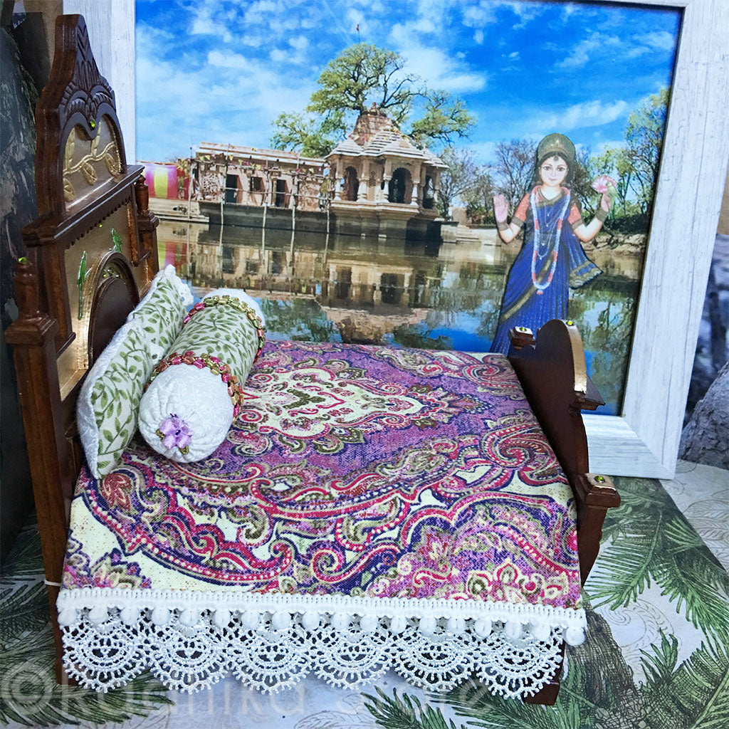Vrinda Kund Palace Bed