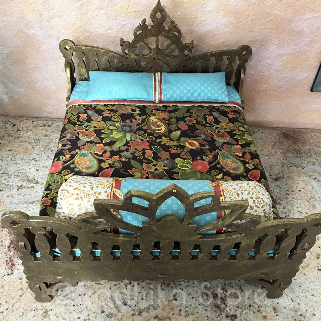 Golden Bronze - Chakra Lotus - Vrindavan Forest Bed - 14 1/2&quot; Inch