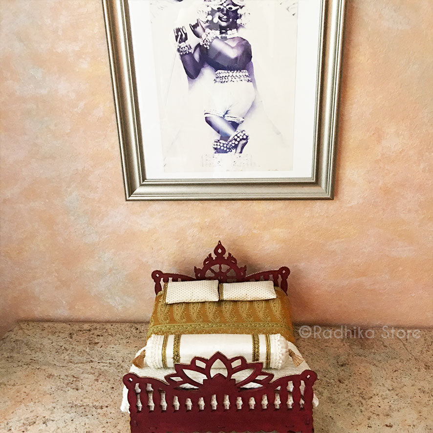 Mahagony Chakra Lotus Vrindavan Bed - 14 1/2&quot; Inch