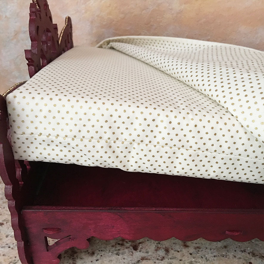 Mahagony Chakra Lotus Vrindavan Bed - 14 1/2&quot; Inch