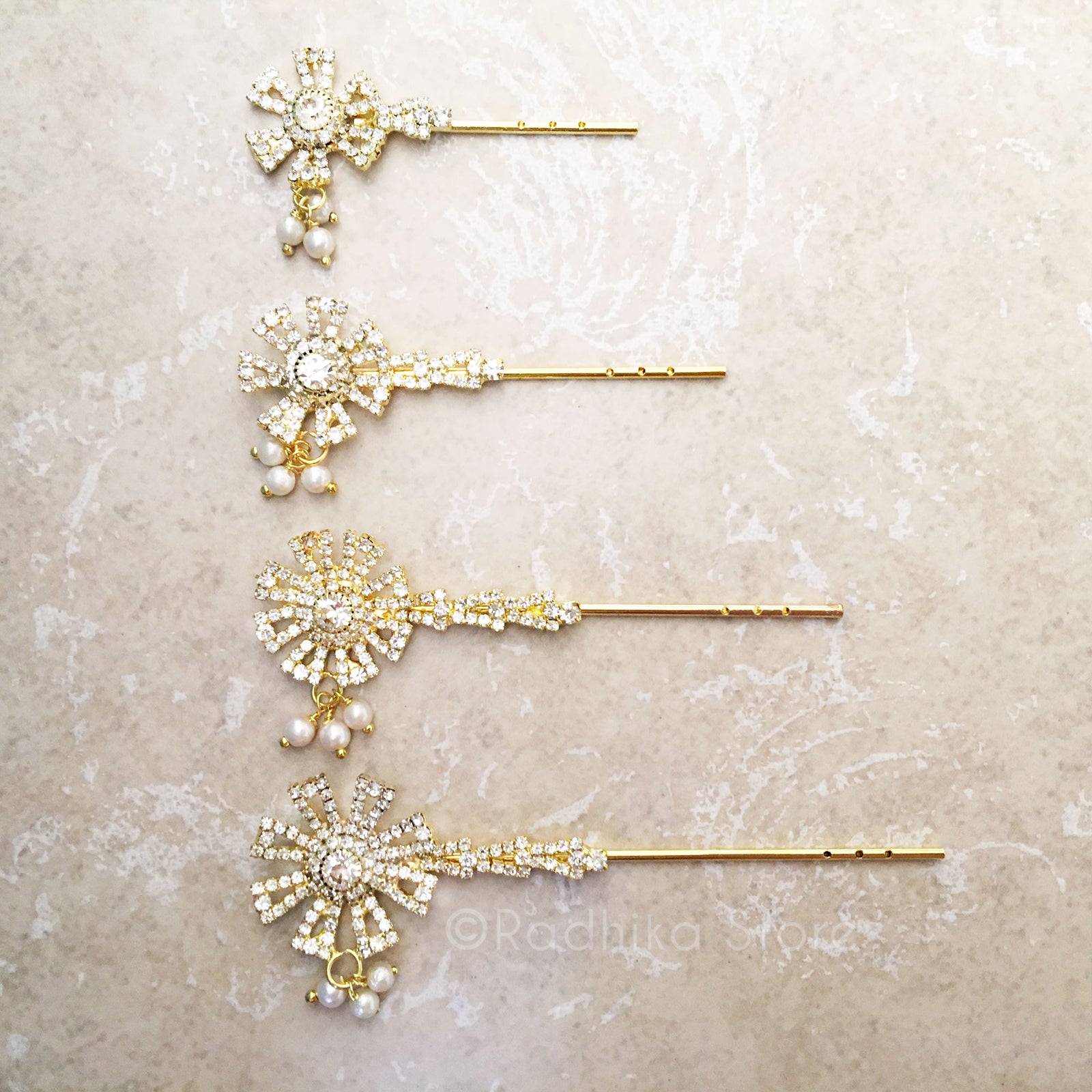 Pole Star Gold Color Clear Rhinestone Flute