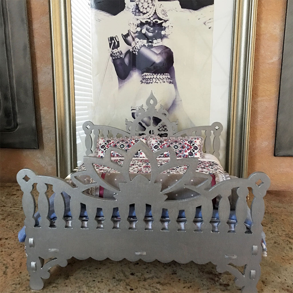 Sri Radha Raman - Silver Lotus Chakra Bed- 14 1/2&quot; Inch