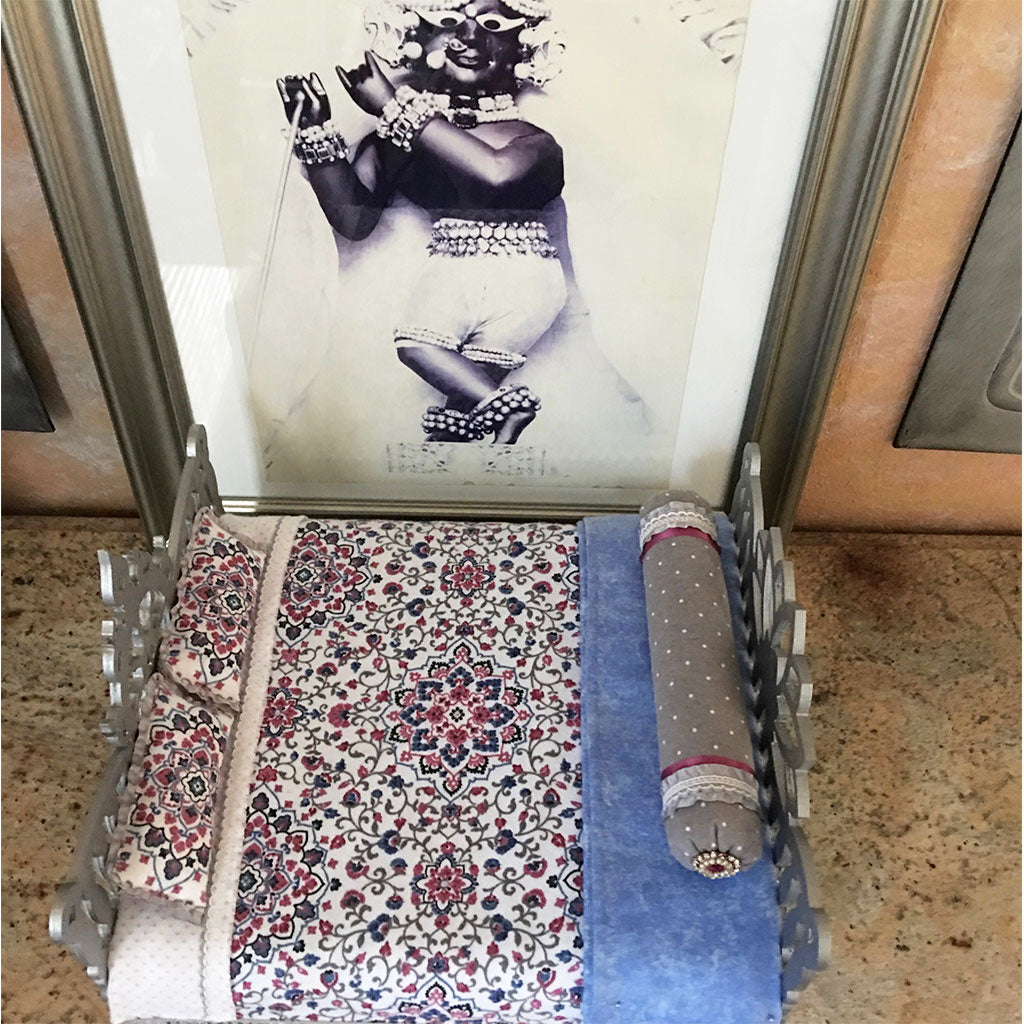 Sri Radha Raman - Silver Lotus Chakra Bed- 14 1/2&quot; Inch