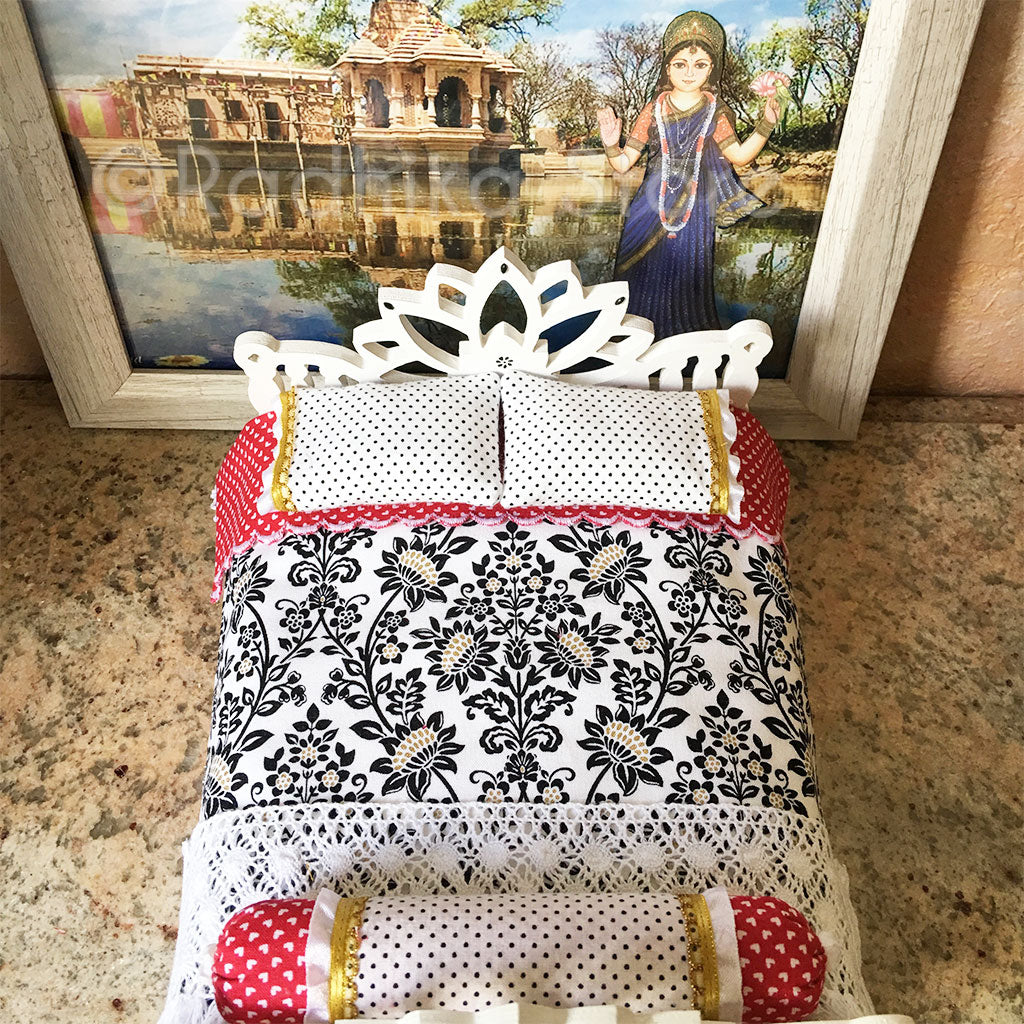 Sri Radha Shamasundar Lotus Bed - 8&quot; Inch