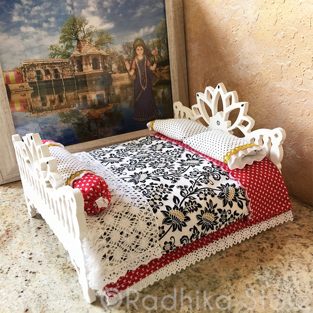 Sri Radha Shamasundar Lotus Bed - 8&quot; Inch