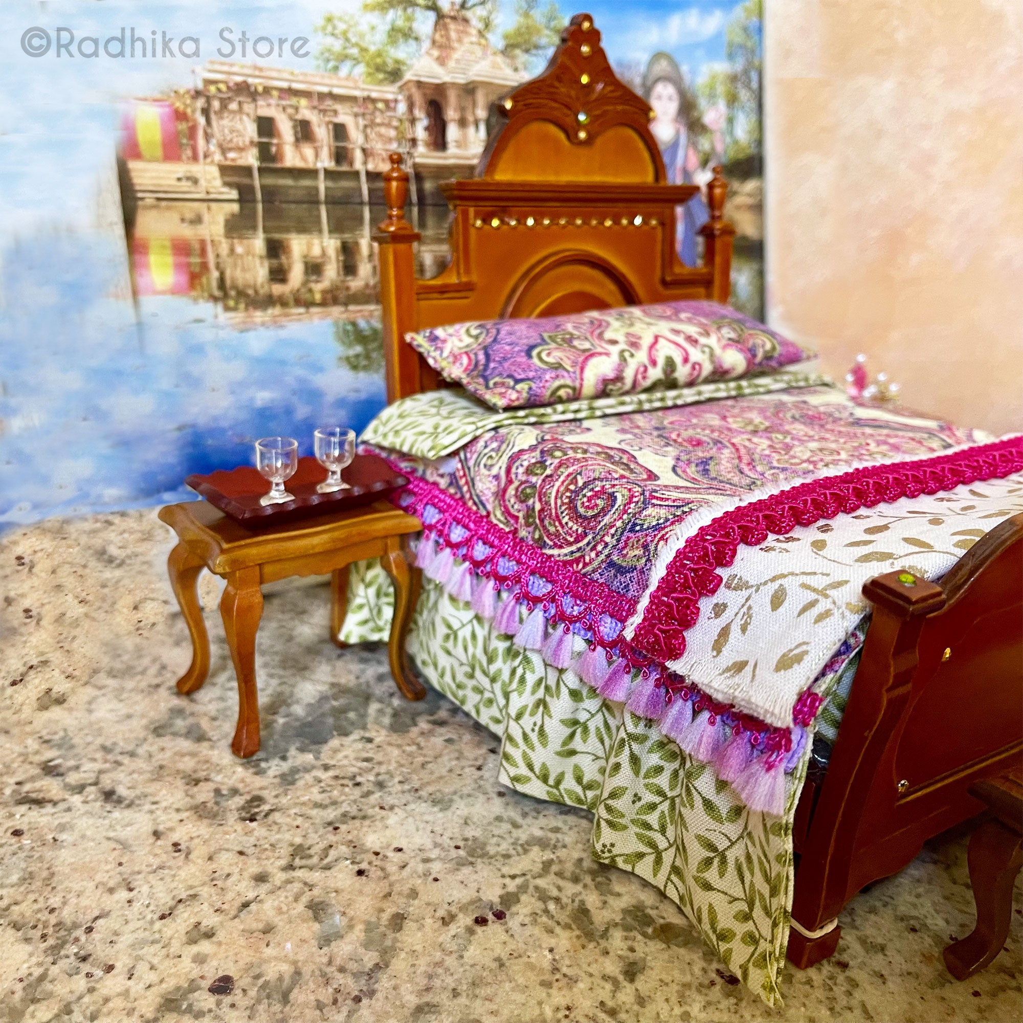 Vrindavan Palace Bed