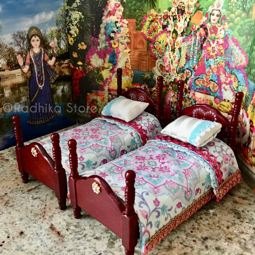 Braja Mandala - Mahogany Poster Bed Set