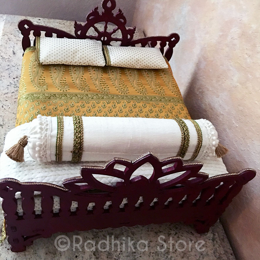 Mahagony Chakra Lotus Vrindavan Bed - 14 1/2&quot; Inch