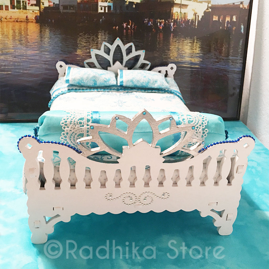 Lotus in Radha Kunda Bed - 13" Inch